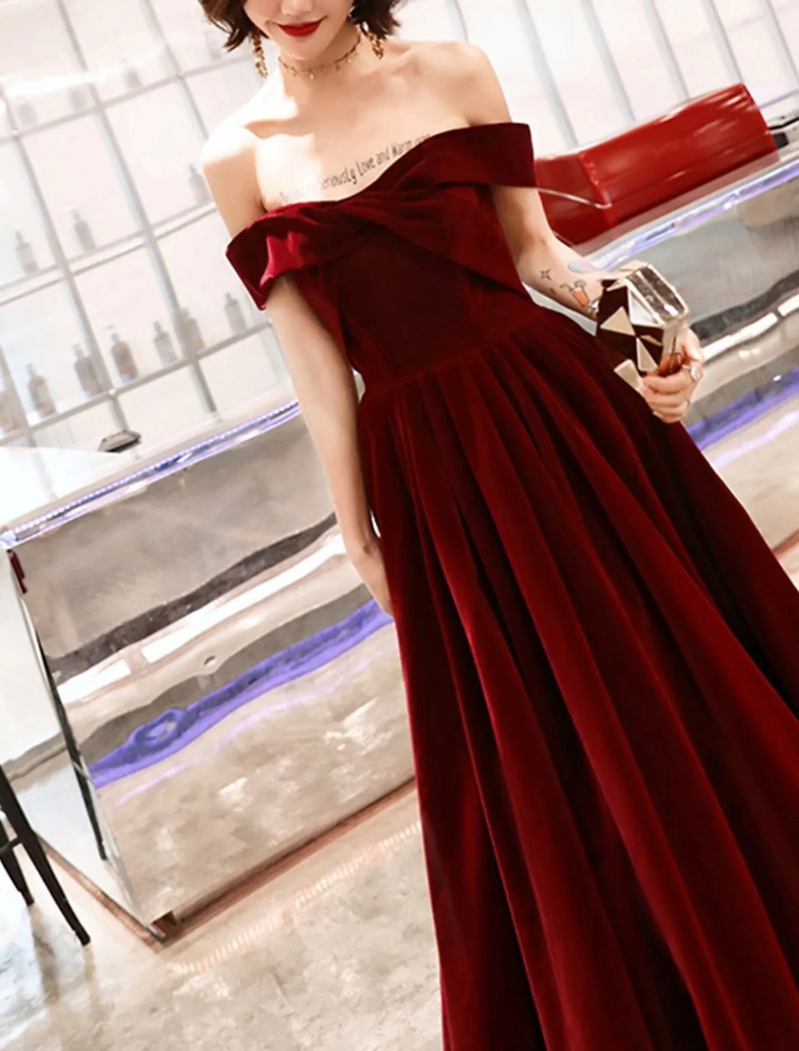 Aimishang   A-Line Evening Gown Elegant Dress Wedding Guest Ankle Length Short Sleeve Off Shoulder Velvet with Sleek