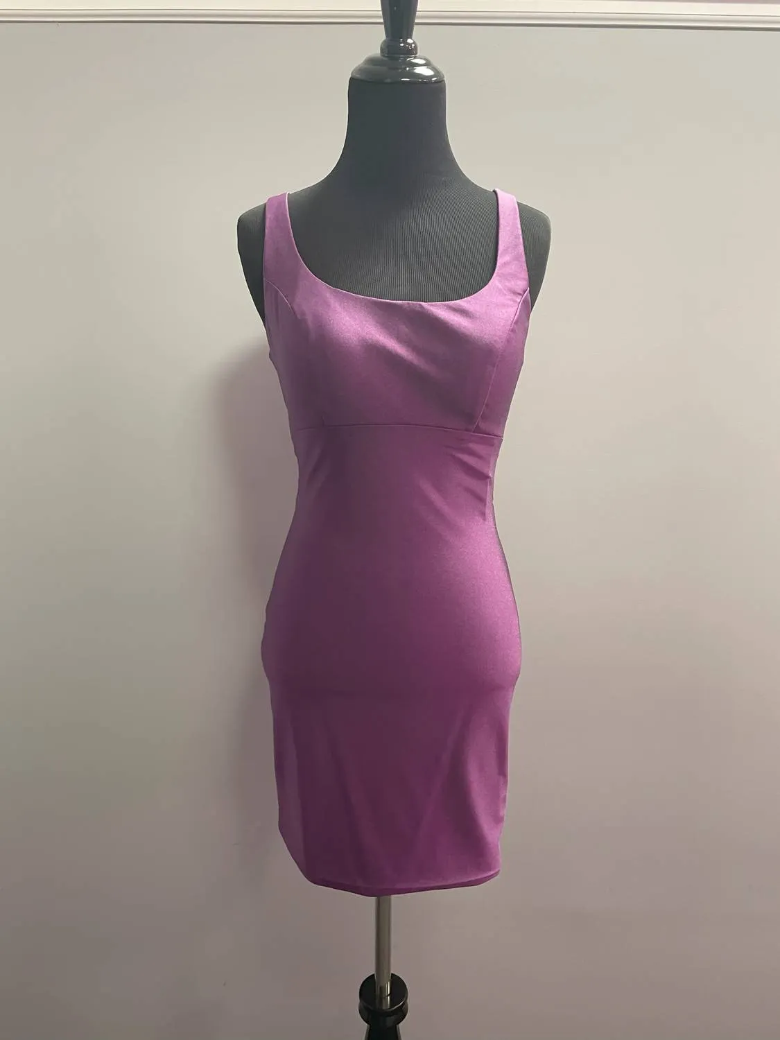 Amarra - Lace Up Fitted Cocktail Dress