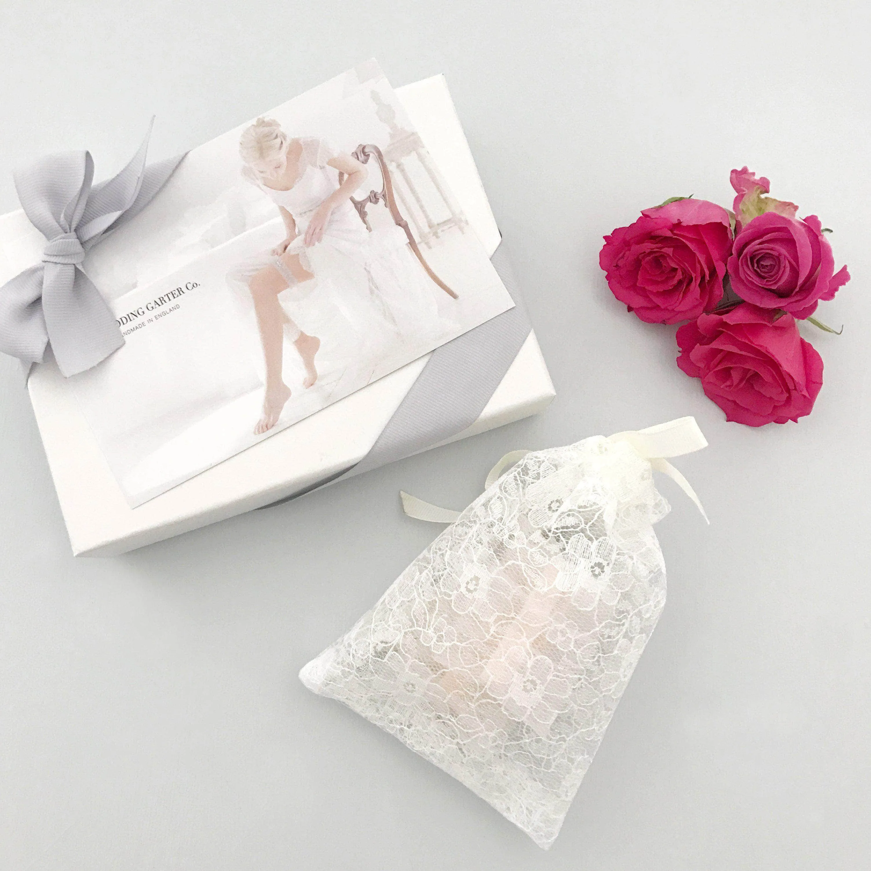 Delicate floral lace wedding garter - 'Mimi'