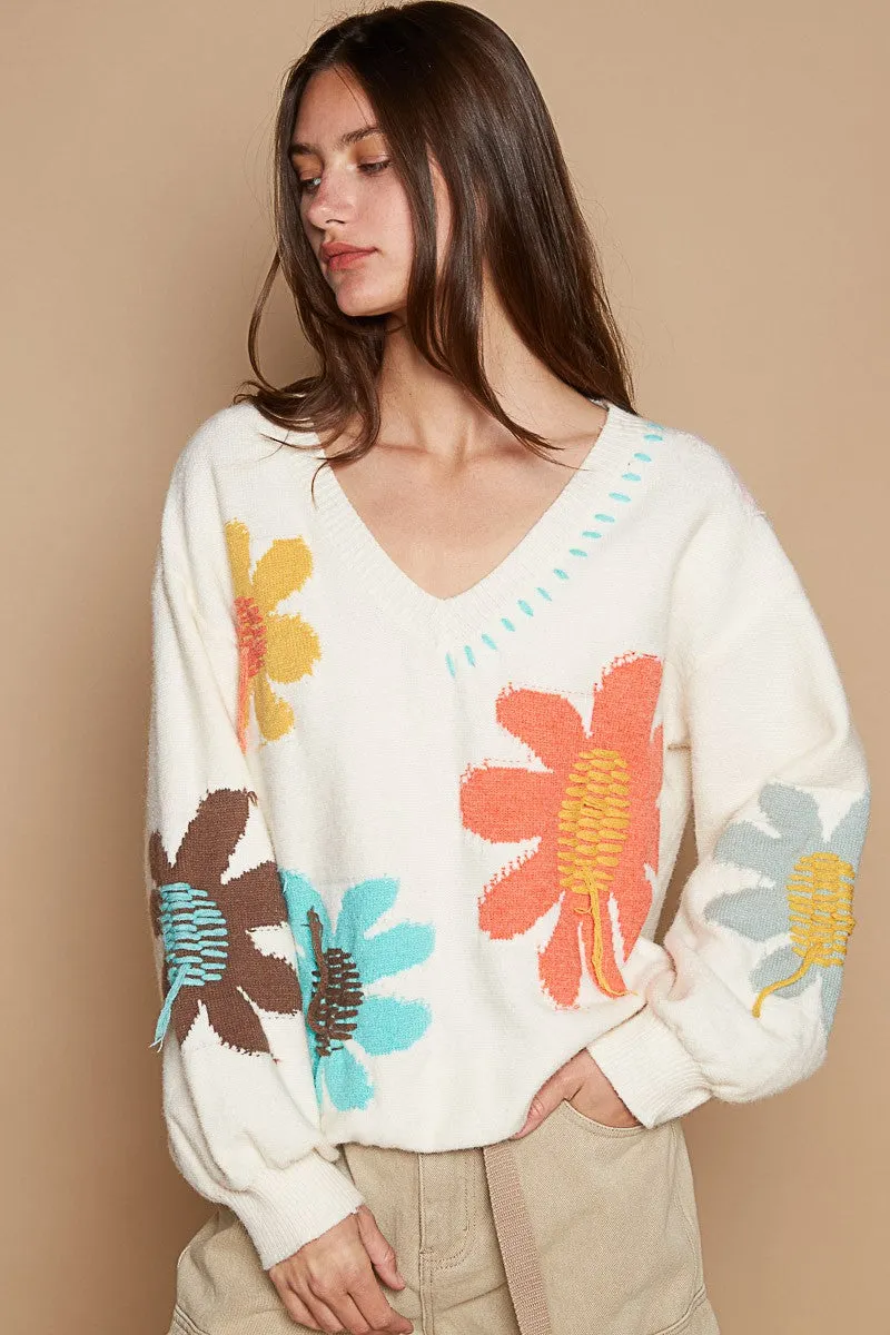 ONLINE EXCLUSIVE POL V-Neck Long Sleeve Flower Fringe Sweater